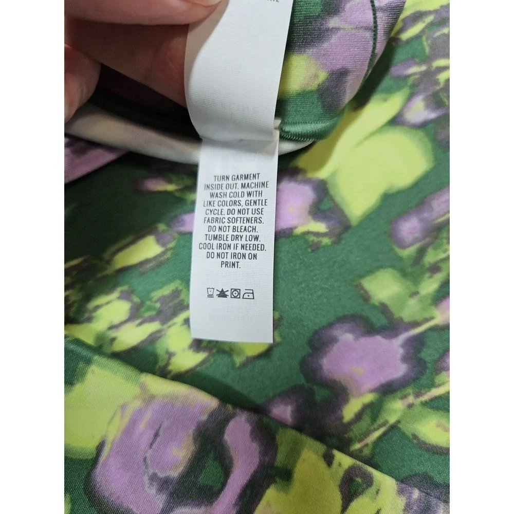 OFFLINE by Aerie Real Me High Rise 7/8 Leggings Green‎ Floral Size Large NWOT